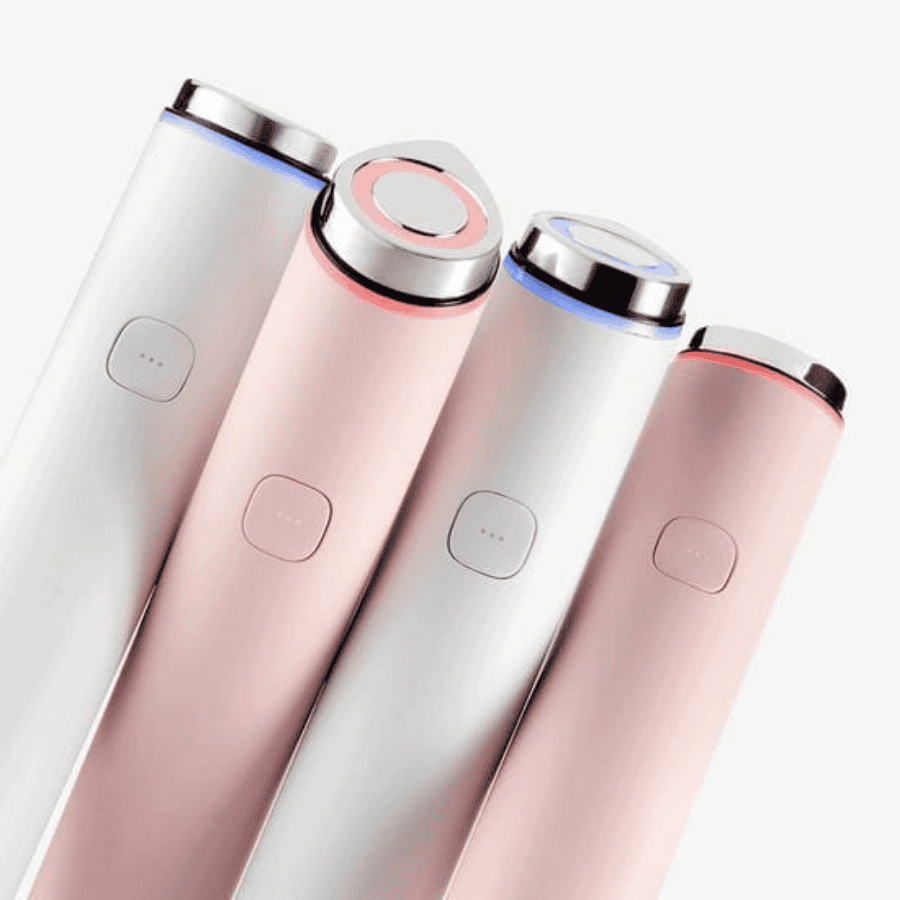 Elegant hudfjerner med LED-teknologi, perfekt til våd og tør hud. Let at bruge, forbedrer hudens udseende med kontinuerlig behandling fra MySkin. Ideel til at rense og revitalisere huden.