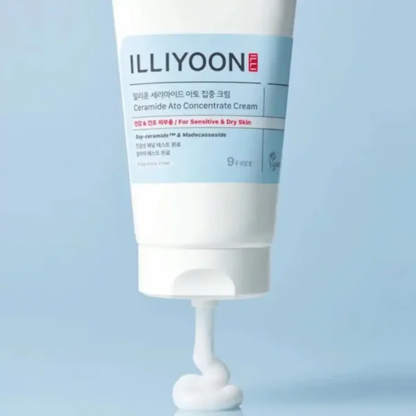 Illiyoon Ceramide Ato Concentrate Cream for Sensitive & Dry Skin, dermatologisk anbefalet fugtighedscreme, plejende til tør og følsom hud, beroligende og styrkende hudens barriere, gratis fra parabener og mineralolie.