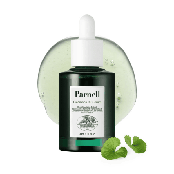 Raffinert serum med centella asiatica, probiotiske bakterier, honning og Madecassoside til forbedring af følsom hud, reducerer irritation og styrker hudens elasticitet.