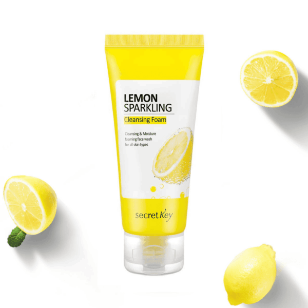 Lemon Sparkling renseskum med citrusduft, forbedrer hudens renhed og fugtbalance, velegnet til alle hudtyper, forfriskende og dybderensende ansigtsvask.