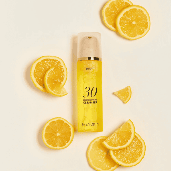 30 Seconds Bubble Cleanser med citrusskint for enkel ansigtsrens og friskt udseende.