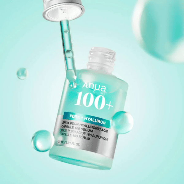 Frisk hyaluronsyre serum i kapsel med hyaluronsyre til fugt og glød. Perfekt til hudpleje rutine for forøget hydrering og glat hud. Ideelt for alle hudtyper, især dehydreret hud.