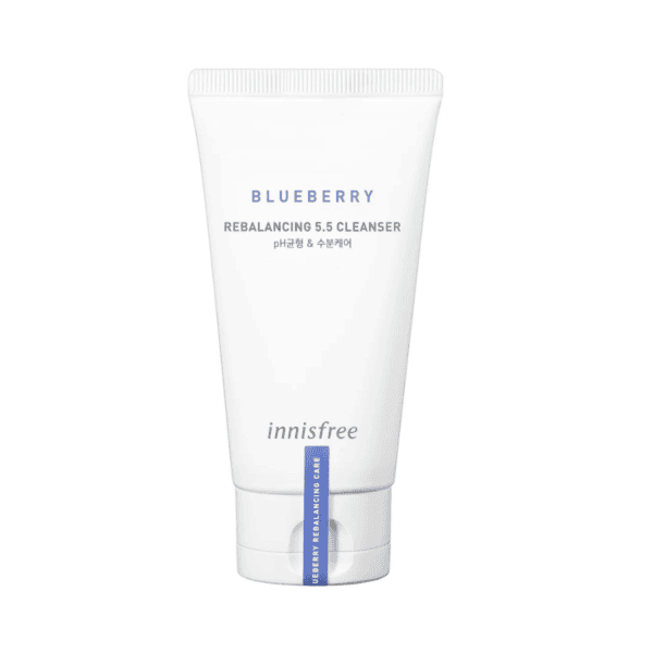 Renser til huden med pH 5,5 til rebalance af huden, specielt til følsom, tør eller fedtet hud, fra Innisfree Blueberry-serien.