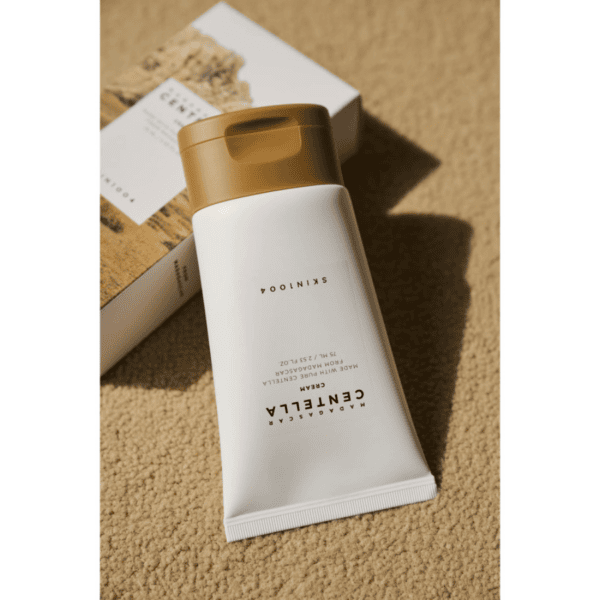 Skin care produkt fra myskin.dk, anti-aging creme med hyaluronsyre og collagen, til mere ungdommelig hud, fri for skadende kemikalier, til daglig brug.